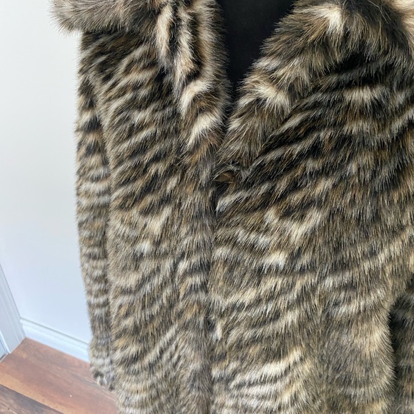 Michael Kors Faux Fur Tiger Print Coat - Picture 4 of 6